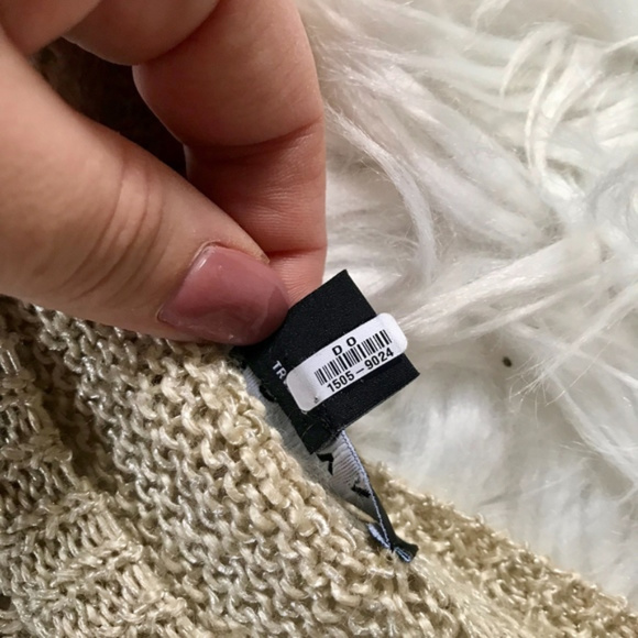 { Trouve } Open Knit Beige and Ivory Sweater - Picture 2 of 7